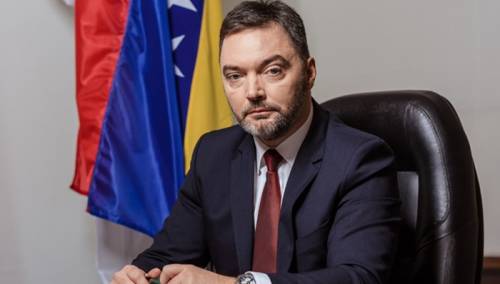 Ministar Košarac: Odluka Hrvatske je skandalozna