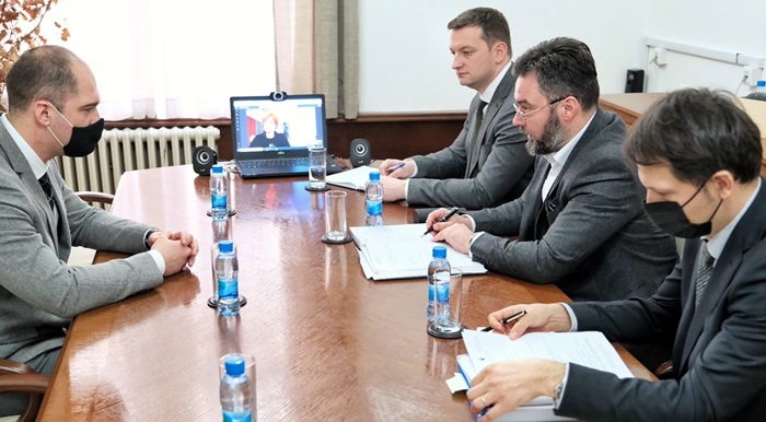 Košarac organizovao sastanak o problemu plutajućeg otpada na Drini