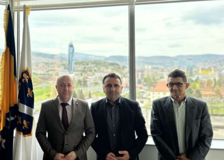 Ministar Lokmić i načelnik Sofradžija o izgradnji spomen-obilježja herojima