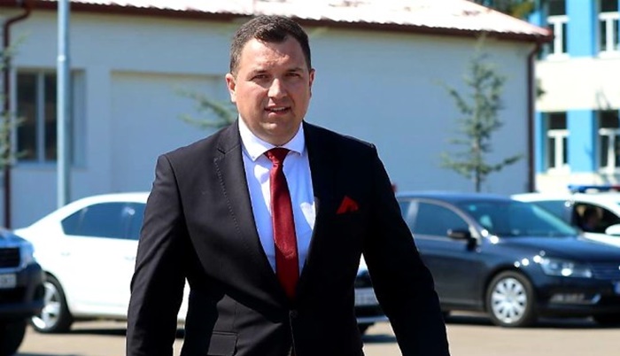 Ministar Lučić podnio ostavku