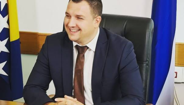 Ministar Lučić s ambasadoricom Hartman o projektima zbrinjavanja izbjeglica