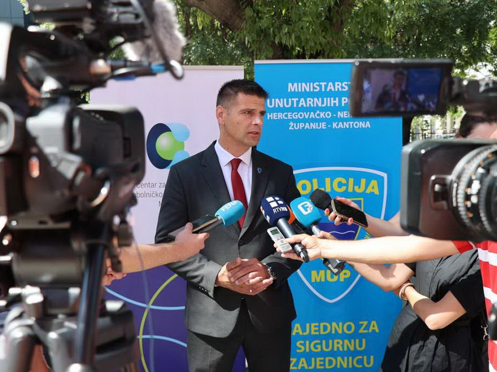 Ministar Marić: Policija spremna raščistiti vlastite redove radi zaštite integriteta službe