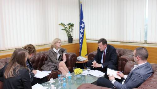 Ministar Mitrović razgovarao s ambasadoricom Austrije u BiH