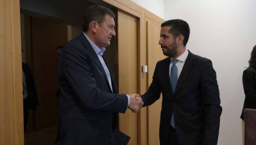 Ministar Mitrović razgovarao sa srbijanskim ministrom saobraćaja Momirovićem