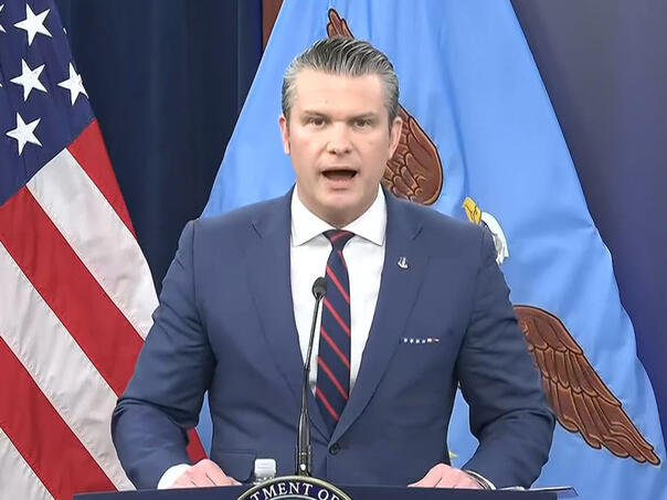 Ministar odbrane SAD-a: Nismo počeli rat, ali ga završavamo