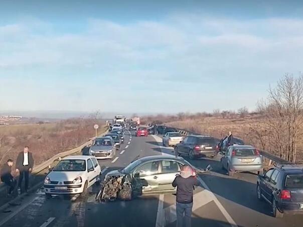 Ministar odbrane Srbije doživio saobraćajnu nesreću
