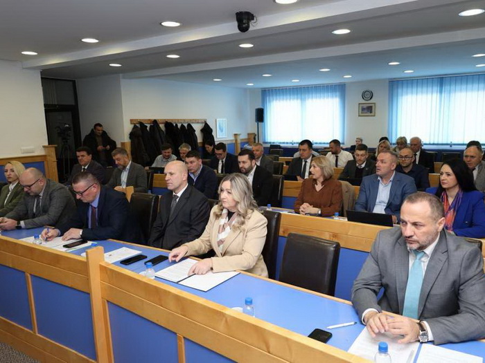 Ministar policije i ministar finansija podnijeli ostavke u Vladi BPK