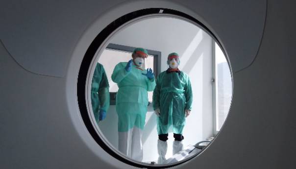 Ministar Radončić posjetio Opću bolnicu: Spremni primiti najteže korona pacijente