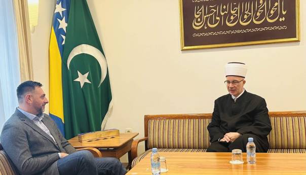 Ministar Ramić i muftija Fazlović posjetili Behram - begovu medresu