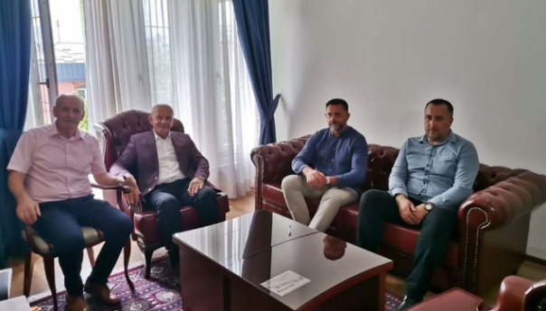 Ministar Ramić i načelnik Općine Kalesija potpisali ugovor vrijedan 129.851 KM