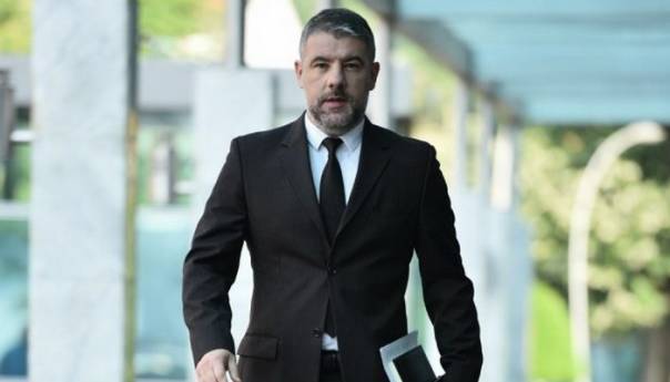 Ministar Šeranić danas u paviljonima za smještaj zaraženih