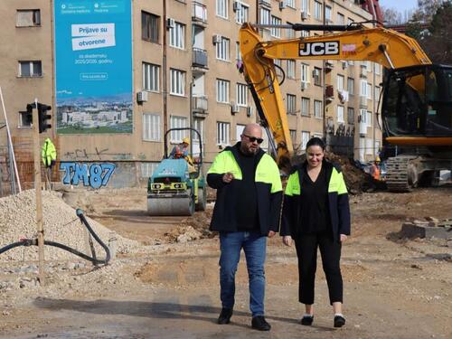 Ministar Šteta i načelnica Karić obišli radove na gradilištu Južne longitudinale