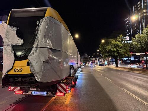 Ministar Šteta objavio fotografiju: U Sarajevo stigao još jedan novi tramvaj