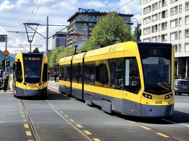 Ministar Šteta se pohvalio: U Sarajevo stigao 14. od ukupno 15 novih tramvaja