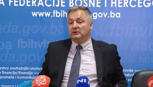 Ministar Zlatan Vujanović pozitivan na koronavirus