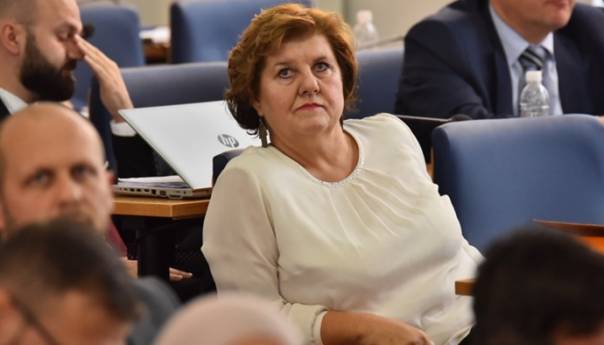 Ministarstvo obrazovanja KS: Sivro kontinuirano vrijeđa ministricu Bogunić