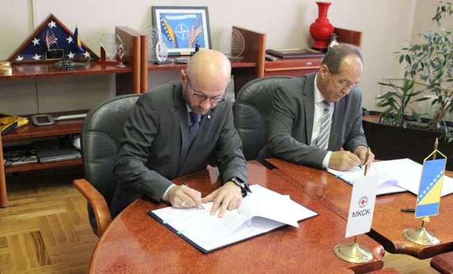 Ministarstvo odbrane BiH i MKCK potpisali memorandum o suradnji u pristupu arhivu