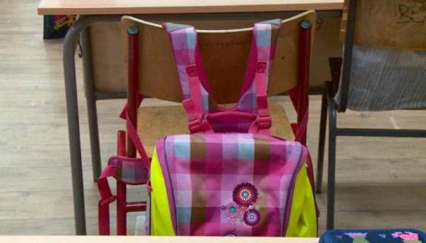 Ministarstvo prosvete Srbije: Himna nije puštena u jednoj školi u Novom Pazaru