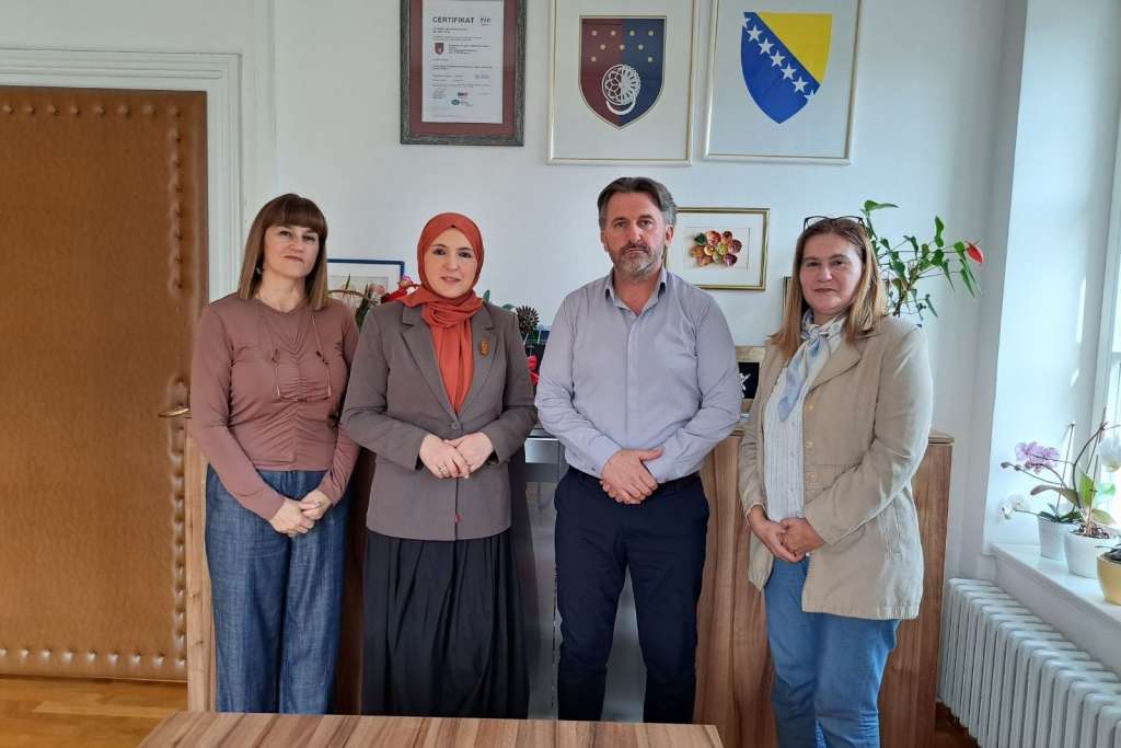 MOOKS i Olimpijski bazen Otoka: Nastavak "Škole plivanja"