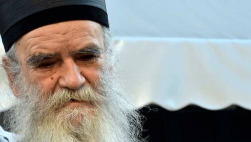 Ministarstvo zdravlja traži izvještaj o liječenju Amfilohija