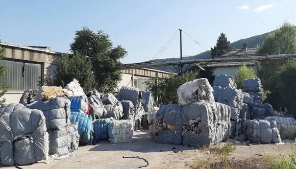 Ministri Srbi napustili sjednicu Vlade u Livnu zbog otpada