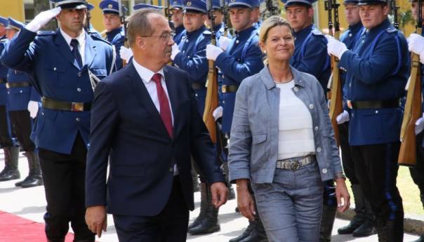 Ministri Podžić i Tanner: Obuka bh. kadeta težište bilateralne saradnje