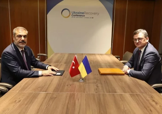 Ministri vanjskih poslova Ukrajine i Turske podržali sporazum o crnomorskom žitnom koridoru