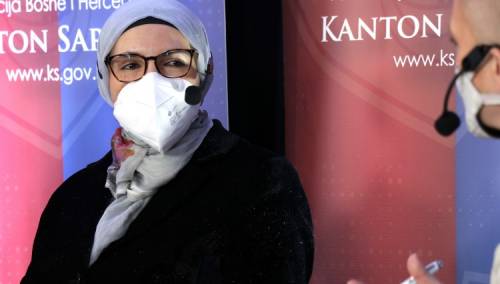 Ministrica i direktori osnovnih škola KS: Veliki broj učenika za online nastavu