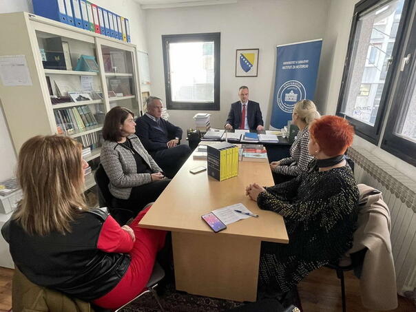 Ministrica Mesihović u posjeti Institutu za historiju UNSA