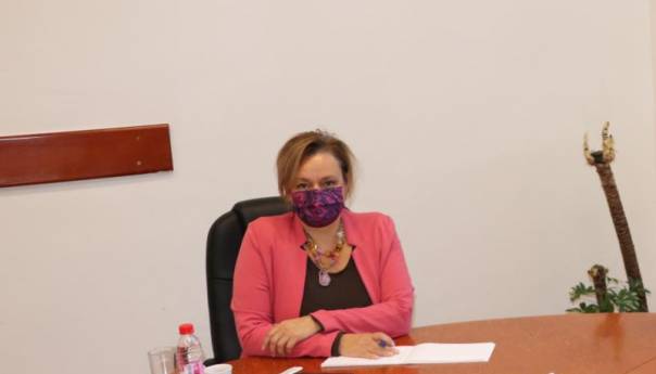 Ministrica Nikolić pozitivna na koronavirus