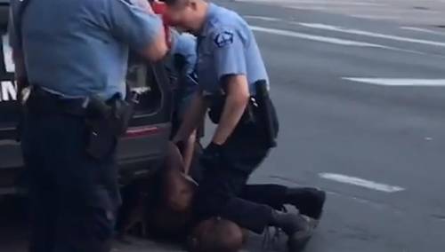 Minneapolis: Policiji zabranjena upotreba stiska vrata i gušenja osumnjičenih