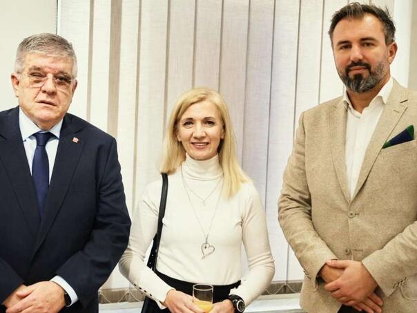 Mioković, Jurišić i Stojanović pozvali na sankcije: RS ne pripada samo Srbima!