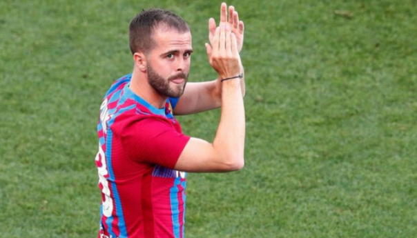 Miralem Pjanić dobio ponudu iz Saudijske Arabije