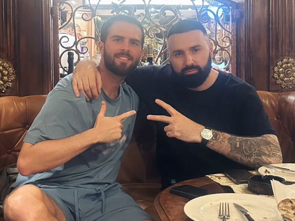 Miralem Pjanić na druženju sa Jalom Bratom u Sarajevu