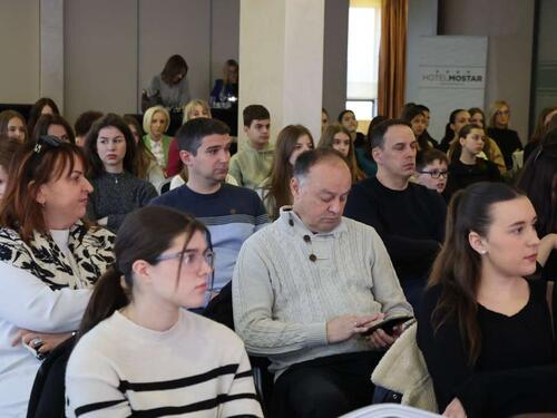 Mirovno obrazovanje jedini pravi odgovor na ludilo koje je zavladalo planetom