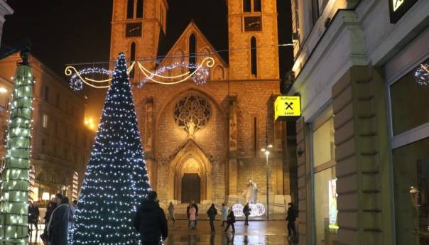 Misa bdijenja u katedrali Srca Isusova: "Društva trebaju mudre ljude koji će znati upravljati razlikama"
