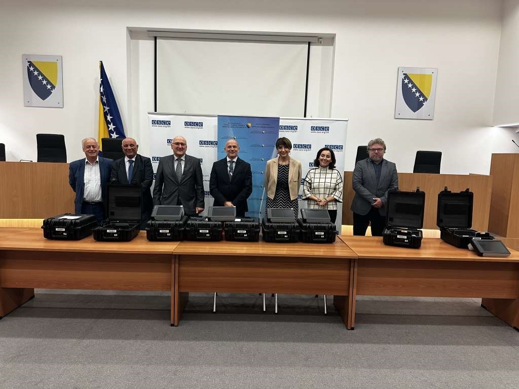 Misija OSCE-a u BiH podržala Pilot projekat 3 - Biometrijska identifikacija i autentifikacija birača