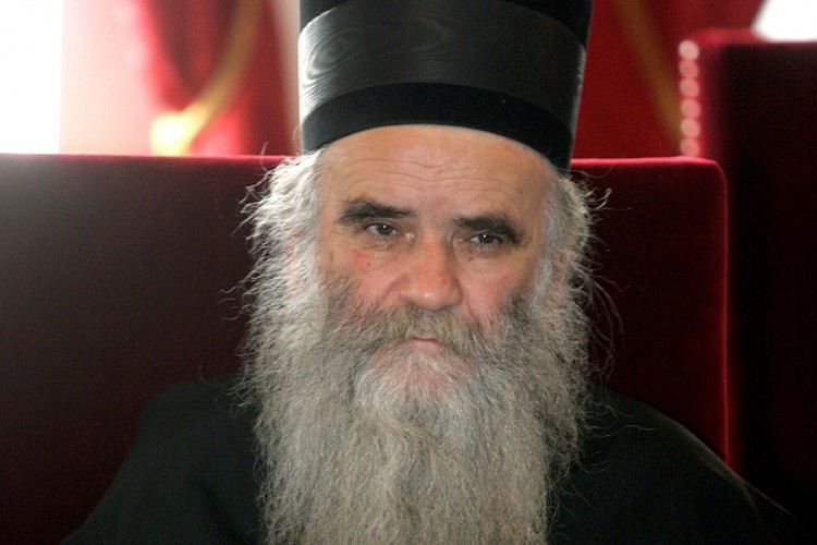 Mitropolit Amfilohije stabilno