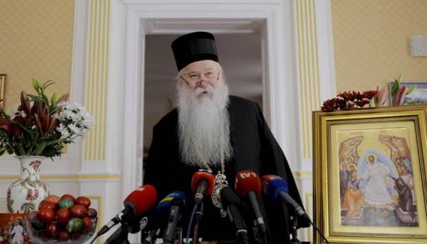 Mitropolit dabrobosanski Hrizostom otpušten iz bolnice