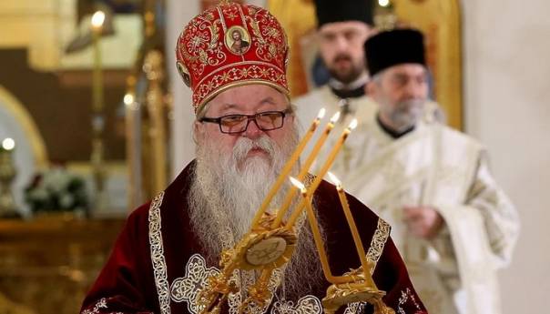 Mitropolit dabrobosanski: Pomozimo koliko možemo i ne odbacimo nikoga