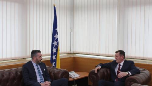 Mitrović i Rajčević razgovarali o zakonima iz oblasti elektronske identifikacije