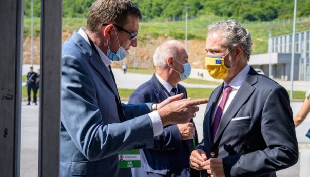 Mitrović i Sattler o stavljanju u funkciju mosta preko Save kod Svilaja
