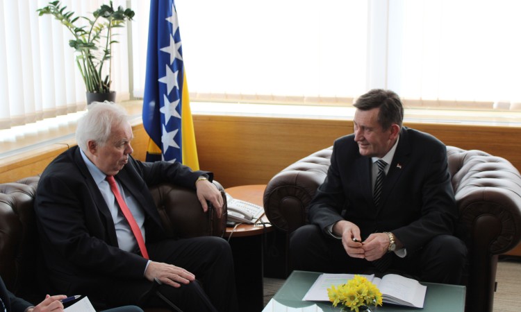 Mitrović razgovarao s ruskim ambasadorom o saradnji u oblasti saobraćaja