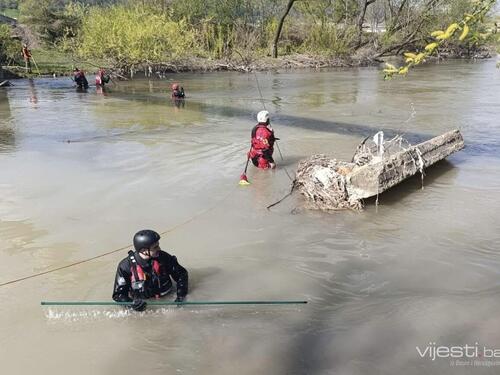 Mjesec dana potrage za nestalim policajcem Samirom Mustafićem, pretraga terena i danas