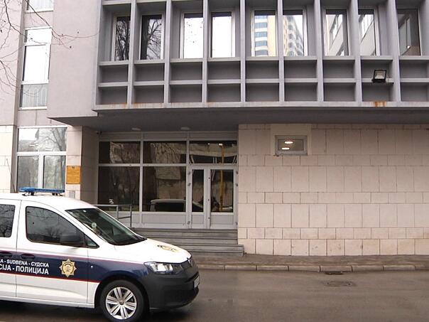 Mjesec dana pritvora Hasanu Aliću iz Banovića zbog sumnje na pokušaj ubistva dva muškarca