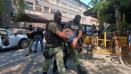 Mjesec dana pritvora policajcima iz Kaknja