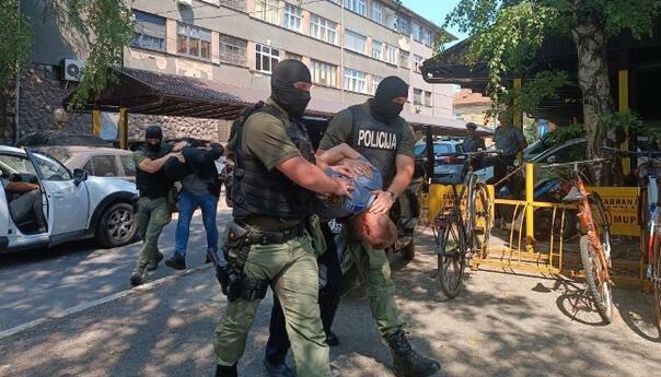 Mjesec dana pritvora policajcima iz Kaknja