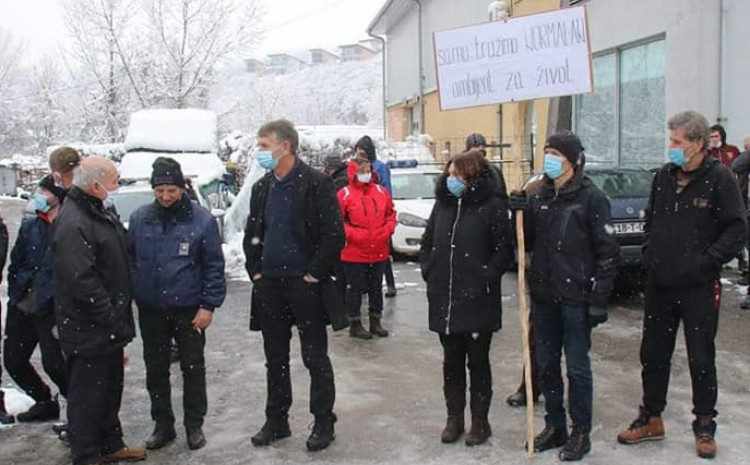Protesti mještana Blažuja: Migrante niko ne kontroliše