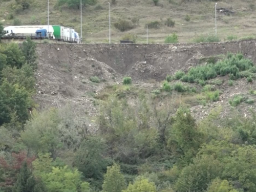 Mještani Donjeg Kaknja čekaju sanaciju klizišta