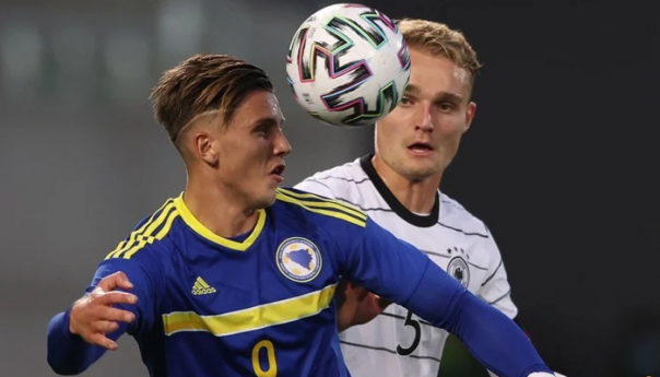 Mlada reprezentacija BiH poražena u Njemačkoj nakon velike sudijske greške